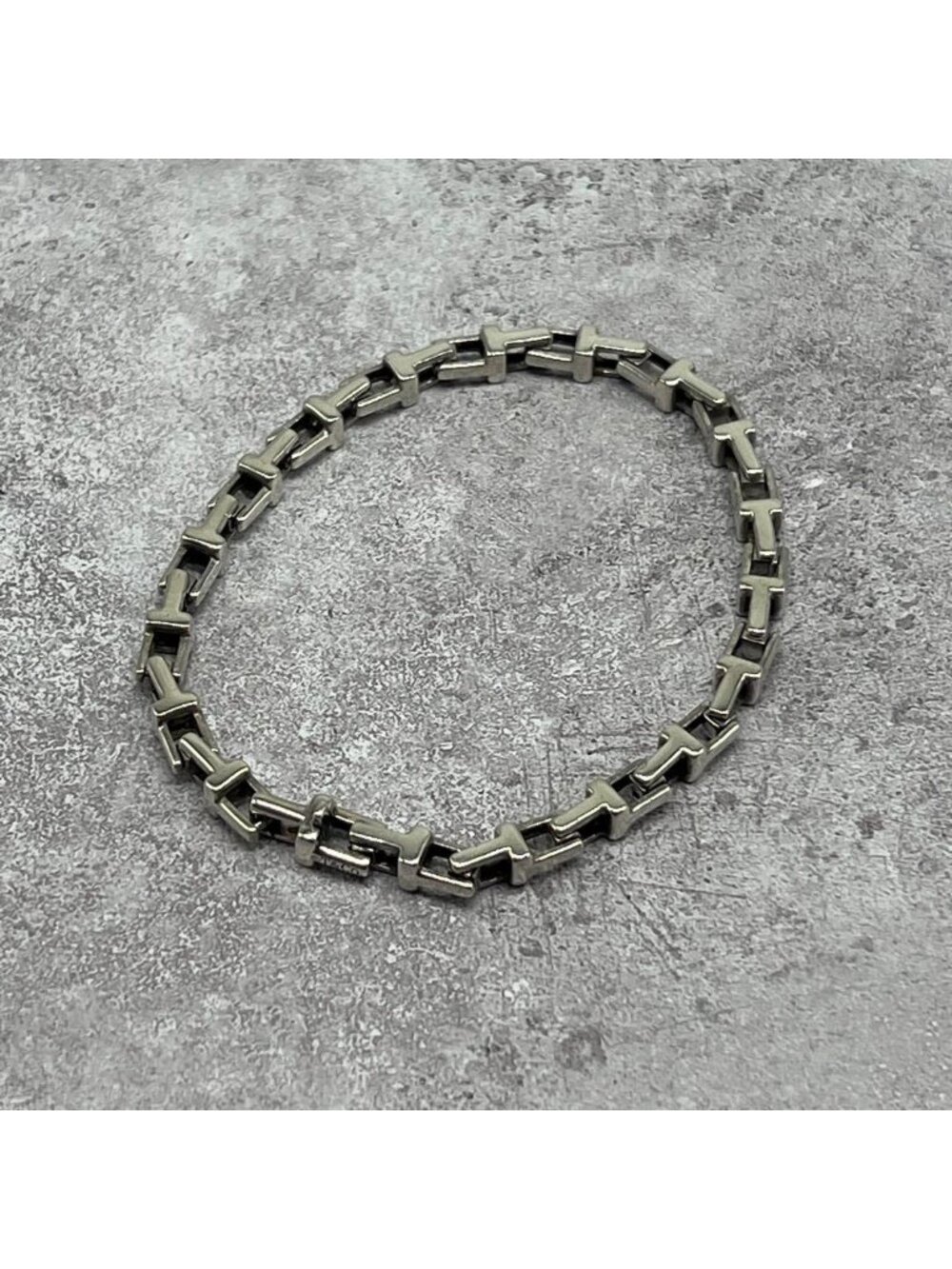 Tiffany & Co Tiffany T Narrow Chain Bracelet